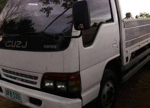 Isuzu Elf PNR 1995 White Truck For Sale 