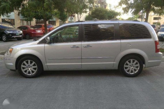 Chrysler Town and Country 2011 for sale 