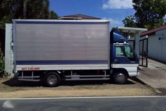 Isuzu Elf Aluminum Closed Van Japan For Sale 