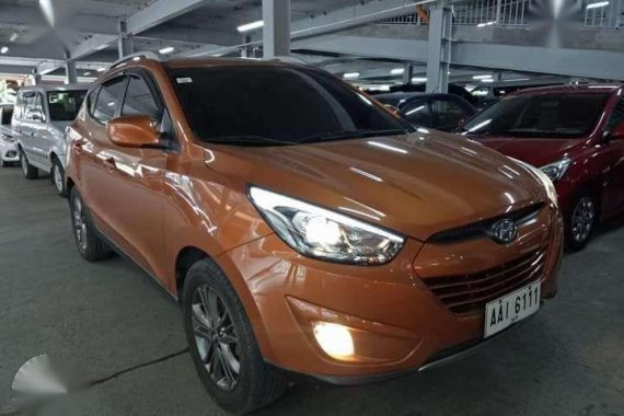 Hyundai Tucson 2014 Manual Gas Orange For Sale 