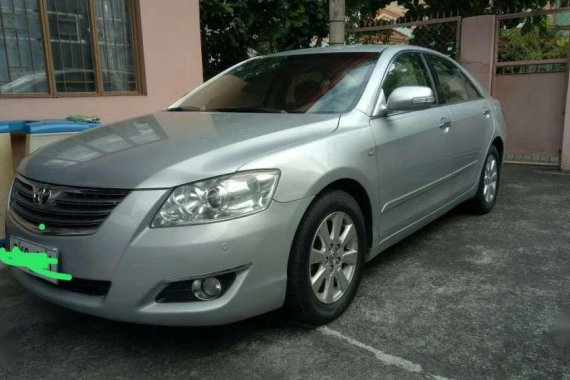 Toyota Camry 2.4G Automatic Silver For Sale 