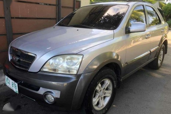 Fresh 2005 Kia Sorento 4x4 AT Silver For Sale 