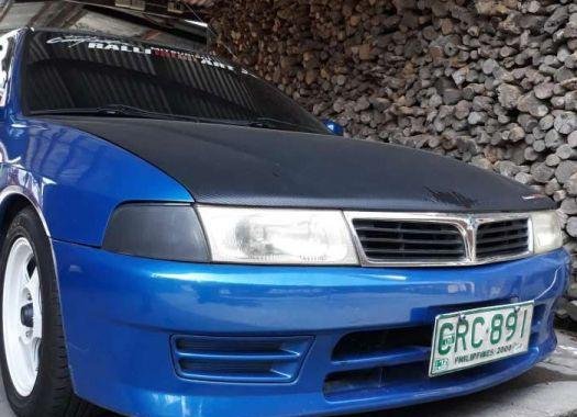 Mitsubishi Lancer GLX 2000 for sale