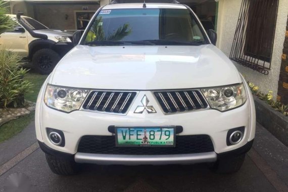 Mitsubishi Montero GLS V 2011 automatic FOR SALE