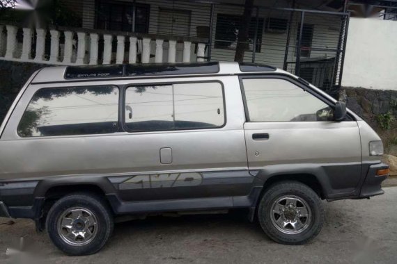 Toyota Lite Ace 1999 AT Beige Van For Sale 