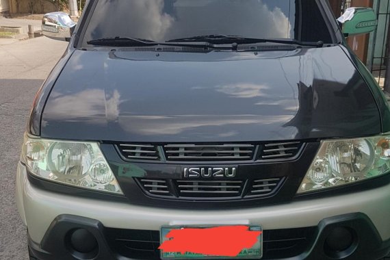 ISUZU CROSSWIND XUV 2009 M/T for sale