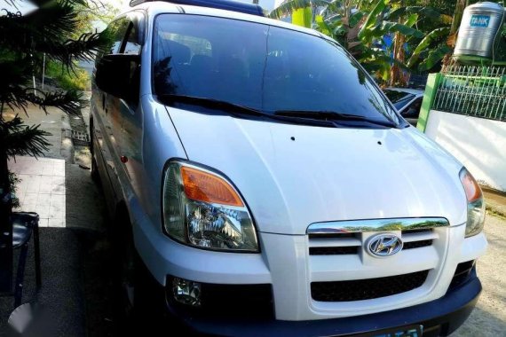 Rush sale! Hyundai Starex Van 2005 model