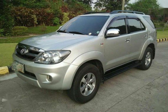 Toyota Fortuner G 4x2 2007model FOR SALE