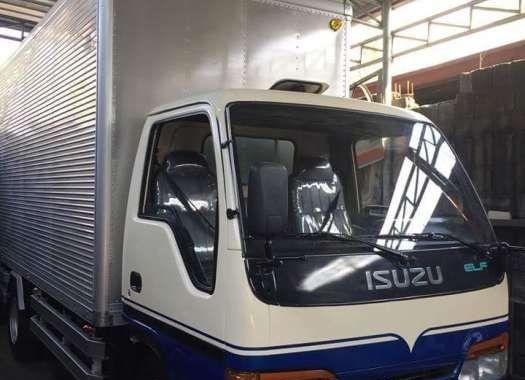 Isuzu Elf Closevan Manual Truck For Sale 