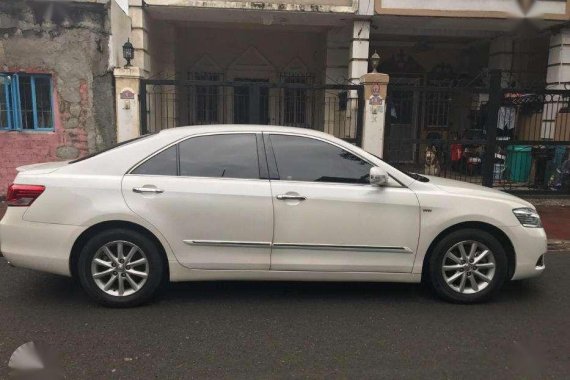 2011 Toyota Camry AT White Sedan For Sale 
