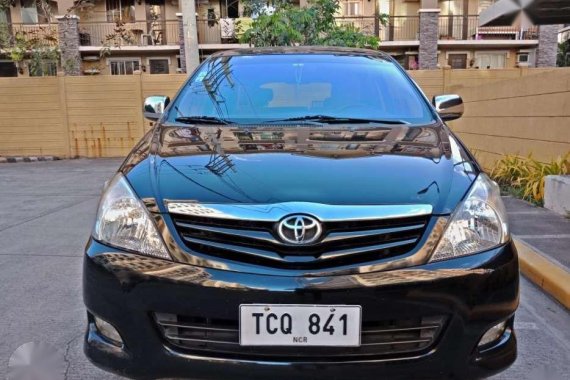 Rush Sale 2012 Toyota Innova 2.5G Automatic Diesel Well Maintained for sale