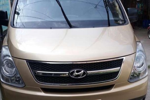 Hyundai Starex gold vgt 2008 for sale