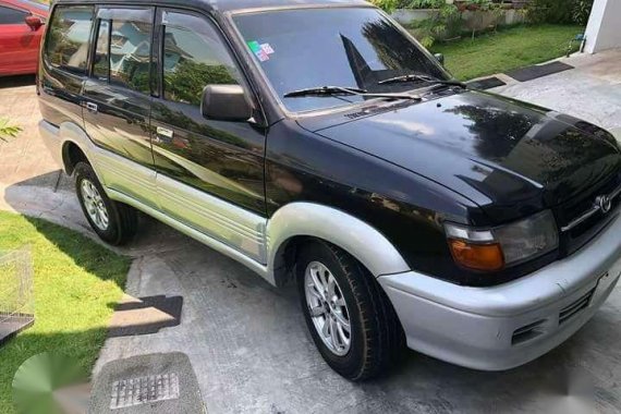 Toyota Revo Sports Runner 2000 model 1.8efi manual for sale