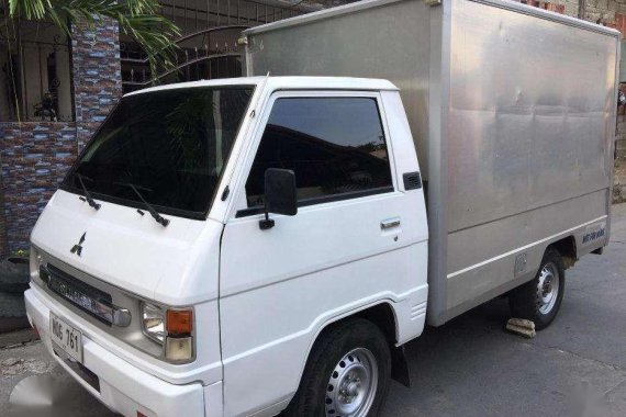 2010 Mitsubishi FB L300 Aluminum Van for sale