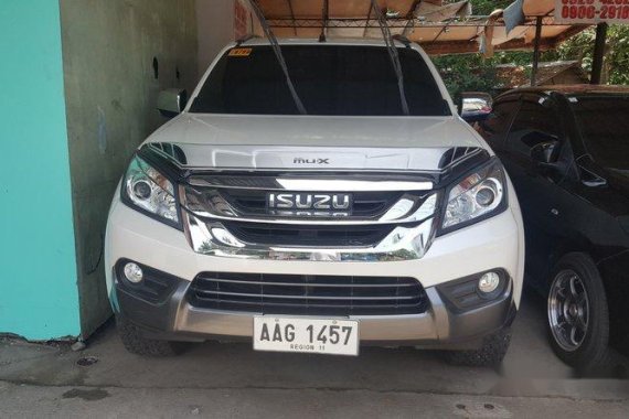 Isuzu MU-X 2015 A/T for sale