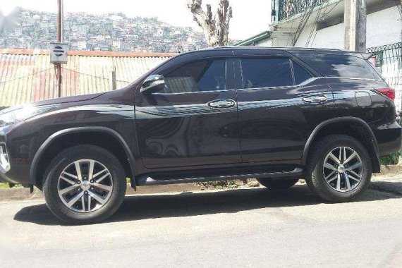 Fortuner V 2016 Top of the Line for sale 