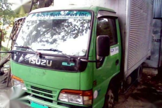 Isuzu elf closevan 2014 for sale 