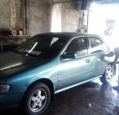 Selling Nissan Sentra supersaloon AT transmission all power 1997