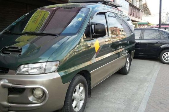 Hyundai Starex local diesel manual trans 2000 for sale