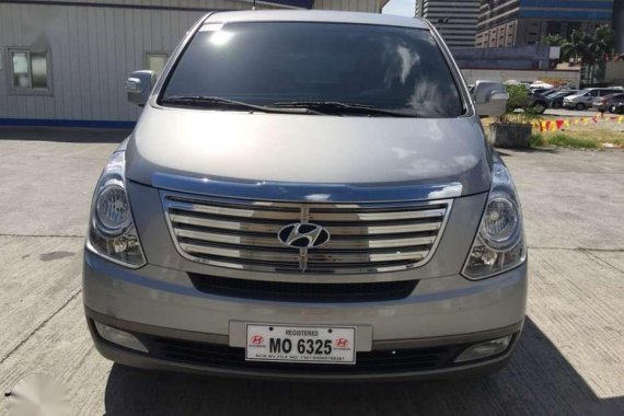 2015 Hyundai Grand Starex GOLD Automatic - Top of the line for sale