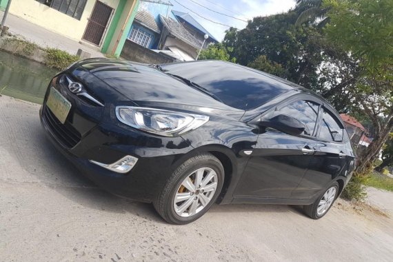 2012 Hyundai Accent Sedan Manual Trans All Power 56k mileage for sale