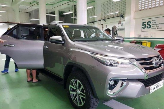 Toyota Fortuner 2018 4x4 top of the line for sale 