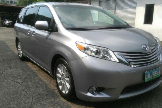 TOYOTA Sienna 2012 for sale 