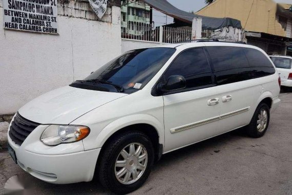 2006 Chrysler Town and Country for sale