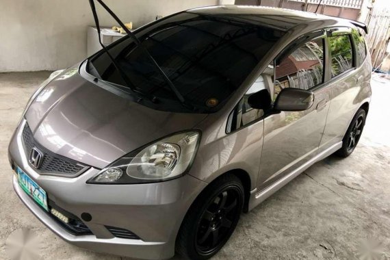 2010 Honda JAZZ Top of the line 1.5 for sale