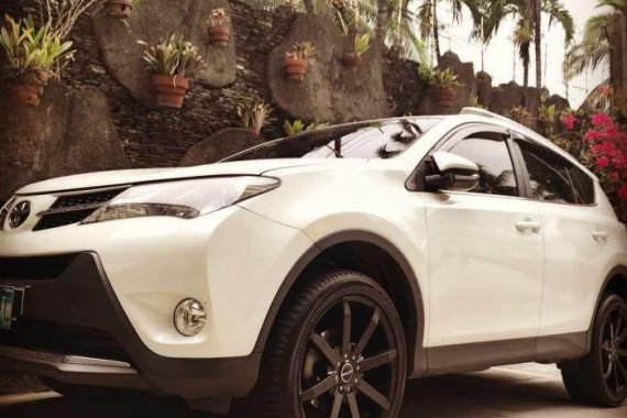 Good as new Toyota Rav4 2013 for sale