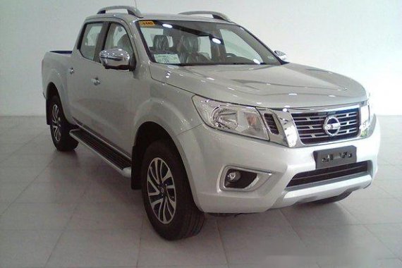 Nissan NP300 Navara 2018 VL A/T for sale