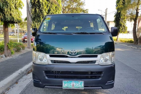 2011 Toyota Hiace Automatic Diesel well maintained for sale
