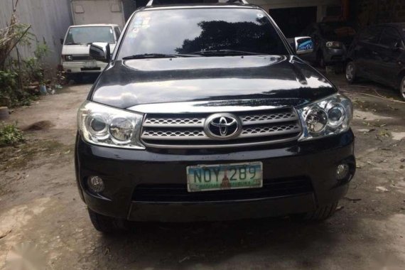 2010 TOYOTA Fortuner automatic Gasoline FOR SALE