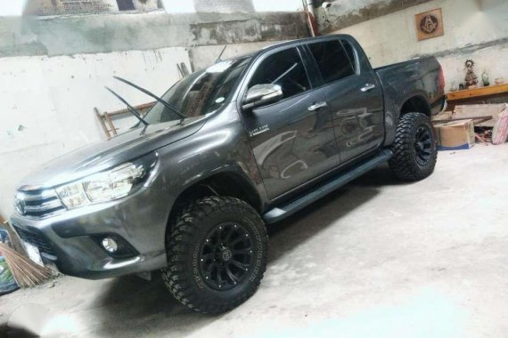 For sale / swap 2016 TOYOTA Hilux 4x2 MT 1st owned 