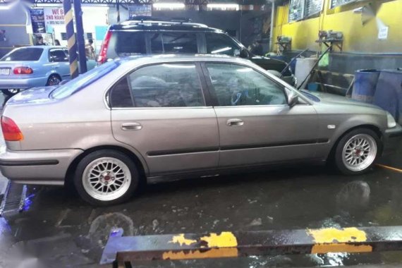 Honda Civic vti 96 model for sale 