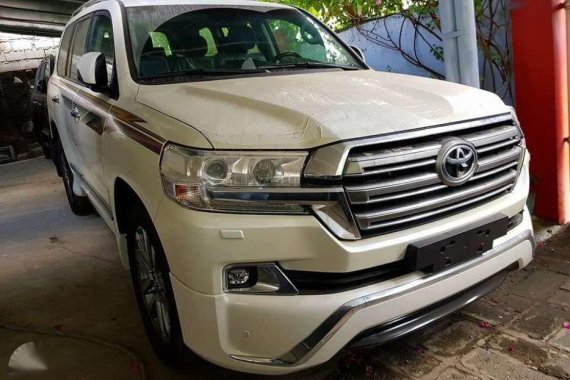 Brand New 2018 Toyota Land Cruiser Dubai Xtreme and Platinum FOR SALE