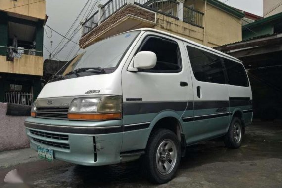 Toyota Hi-Ace Super Custom 4x4 1993 FOR SALE