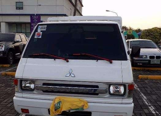 2010 Mitsubishi L300 FB Deluxe Dual AC