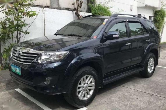 2013 Toyota Fortuner G gas FOR SALE