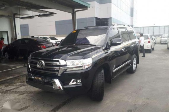 FOR SALE TOYOTA Land Cruiser 2018 with Unit Available