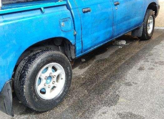 Nissan Frontier 2000 MT 4x2 for sale