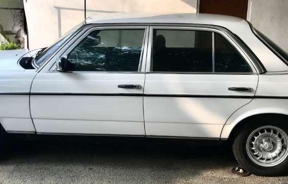 Mercedes BENZ W-123 Body 1985 for sale 