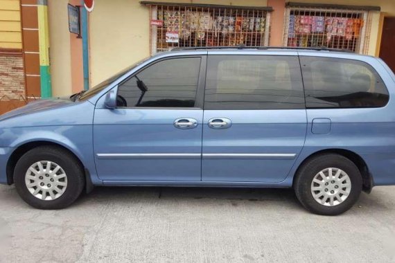 Well-maintained Kia Sedona Carnival 2002 for sale