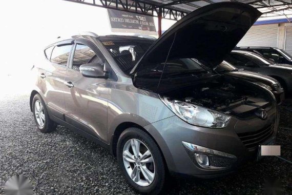 Hyundai Tucson 2012 Automatic Diesel Color Silver gray Pampanga for sale