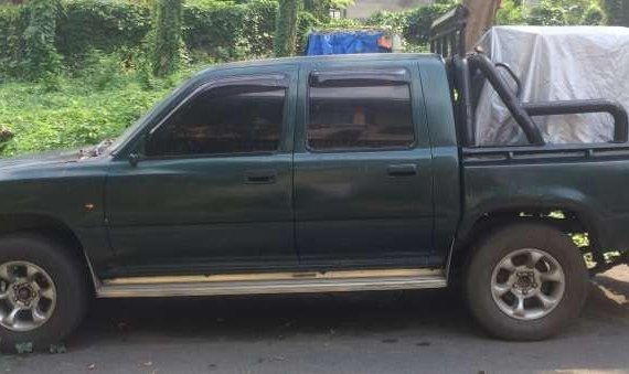 1996 Classic Toyota Hilux Double Cab 2L Engine