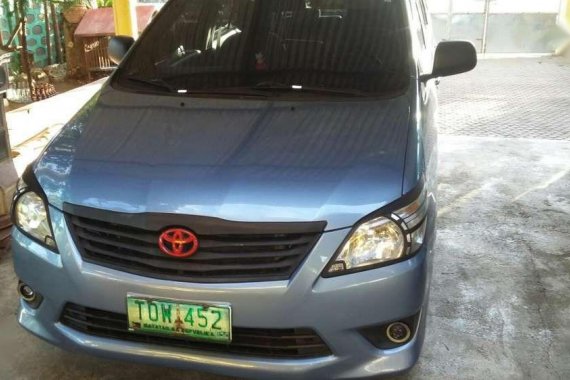 2012 Toyota Innova E for sale 