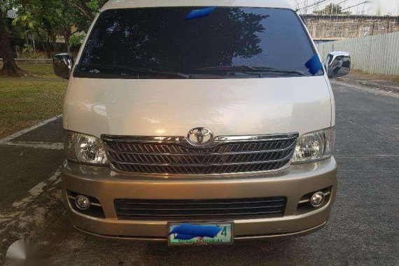 Toyota Super Grandia 2 Tone 2010 FOR SALE