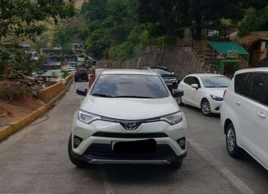 Well-kept Toyota Rav4 Active 2017 AT for sale