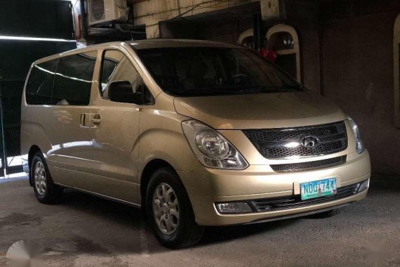 Well-kept Hyundai Starex 2010 for sale