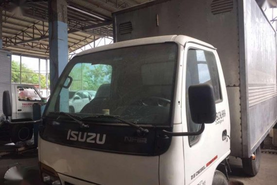 Isuzu NHR Truck Top of the Line For Sale 